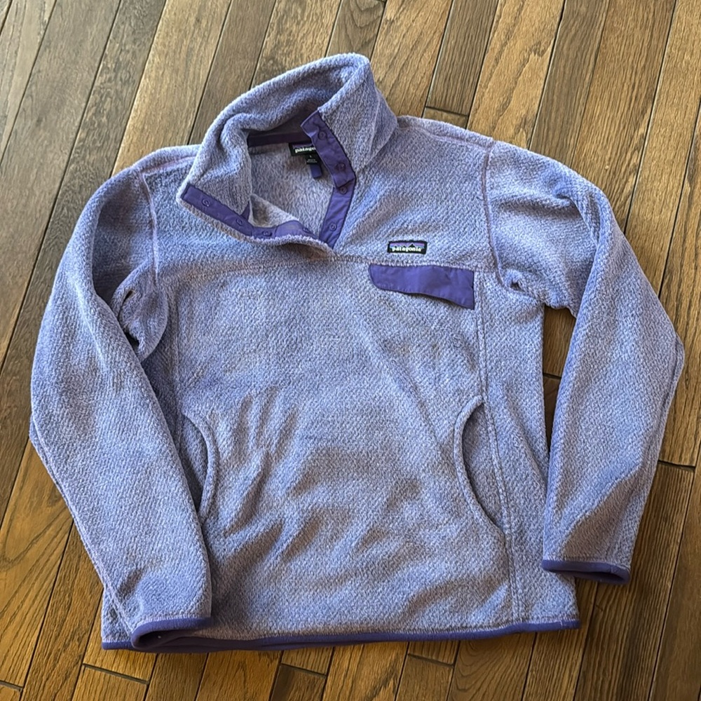 Women’s Patagonia pullover